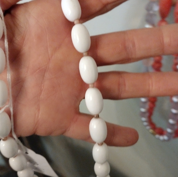 Lot of Three Vintage Necklaces - Picture 2 of 6